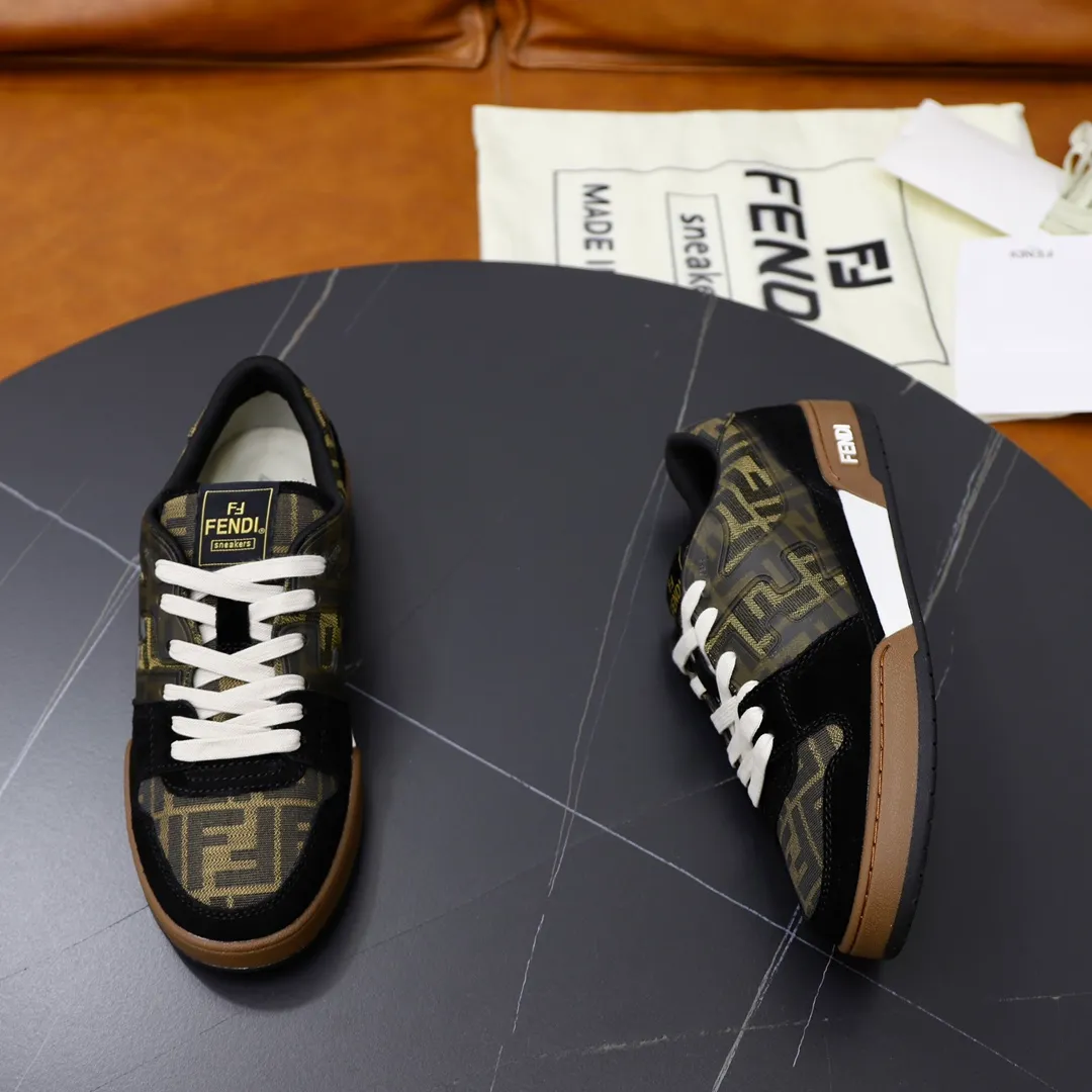 Ex-factory price: 580🔥Couple model (top original order) Brand: FENDI Size: 35-44 (customized for men 38 and 45) Grade: original order quality high version Material: imported original cowhide stitching➕ high-quality and comfortable lining original TPU lightweight non-slip outsole Style category: travel fashion casual shoes versatile trend